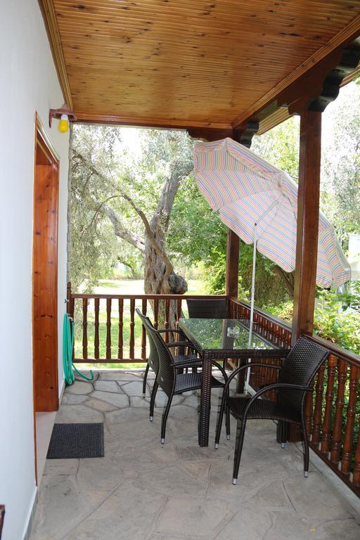 Patroudis House Apartment Skala Rachoni  Bagian luar foto