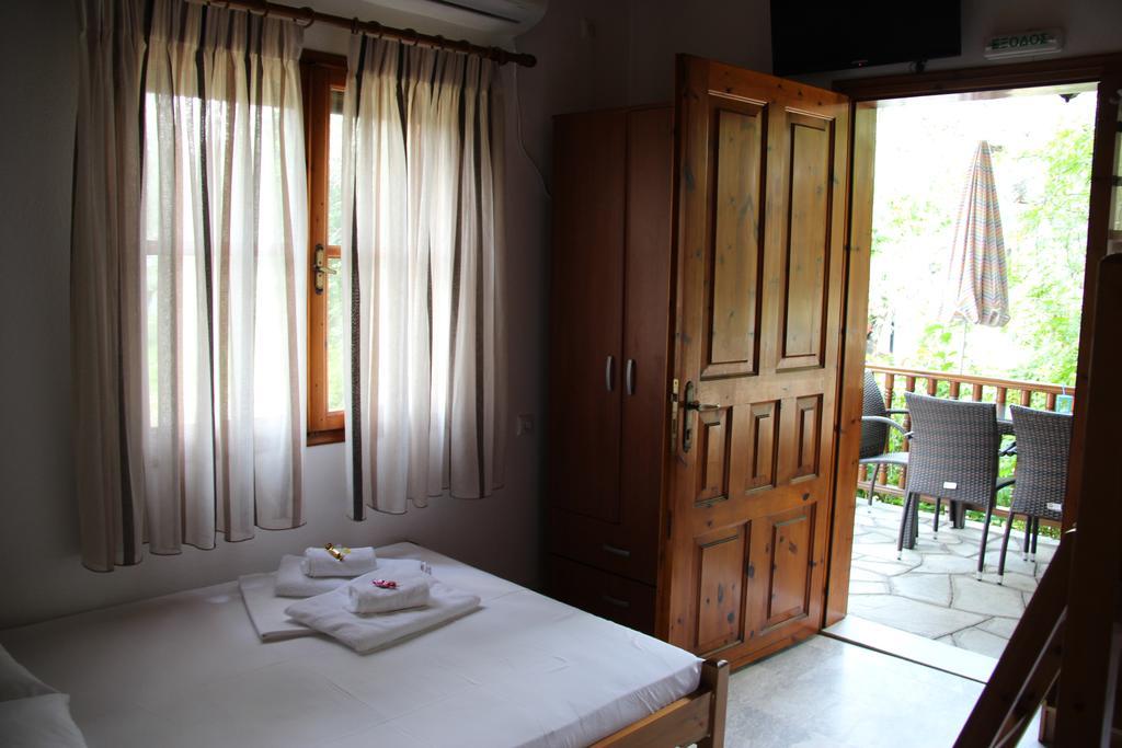 Patroudis House Apartment Skala Rachoni  Ruang foto