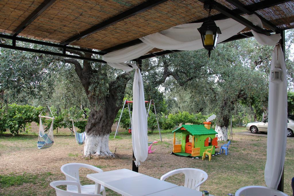 Patroudis House Apartment Skala Rachoni  Ruang foto