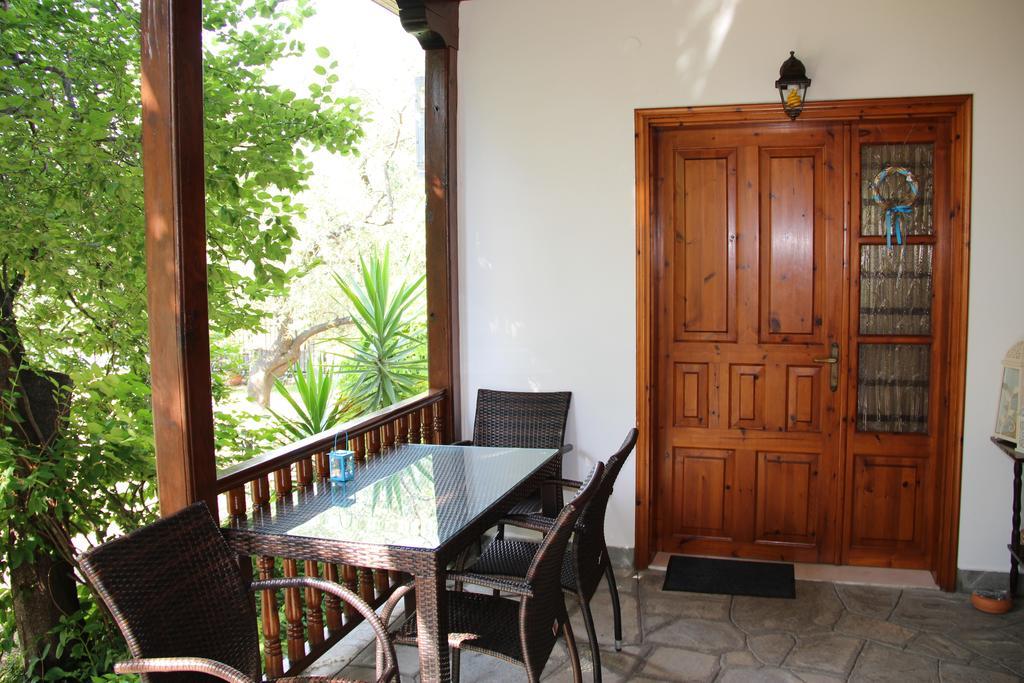 Patroudis House Apartment Skala Rachoni  Ruang foto