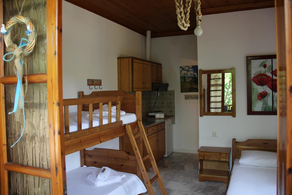 Patroudis House Apartment Skala Rachoni  Ruang foto
